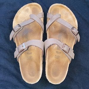 BIRKENSTOCK "MAYARI" Sandals. SIZE 37/6.5 Women's
